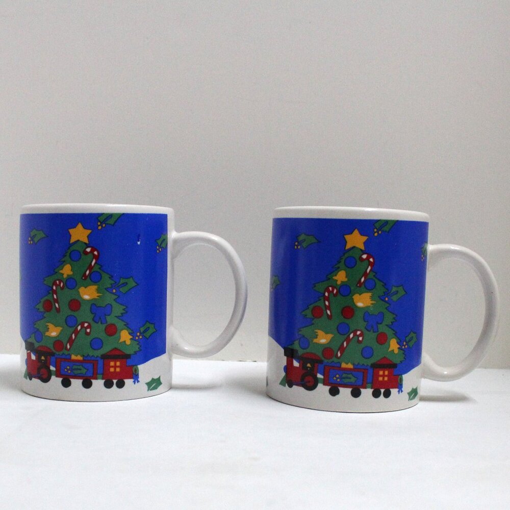 2 Cooks Club Christmas Tree Toy Train Coffee Cups